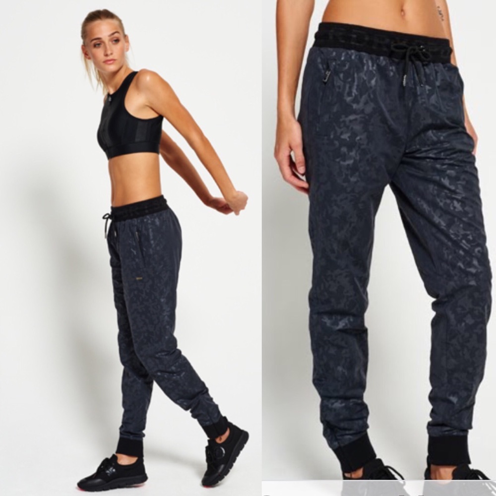 Superdry Joggers